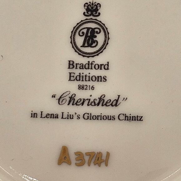 Vintage Bradford Editions Lena Liu "Cherished" Floral Teacup & Saucer Set - Picture 5 of 6